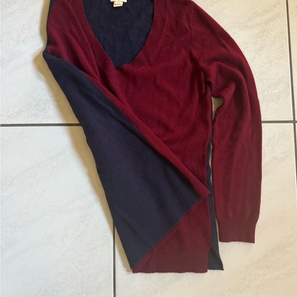J.Crew wool blend Sweaters. Set of 2. Sweater. Pullover. Size: Small - Picture 5 of 11